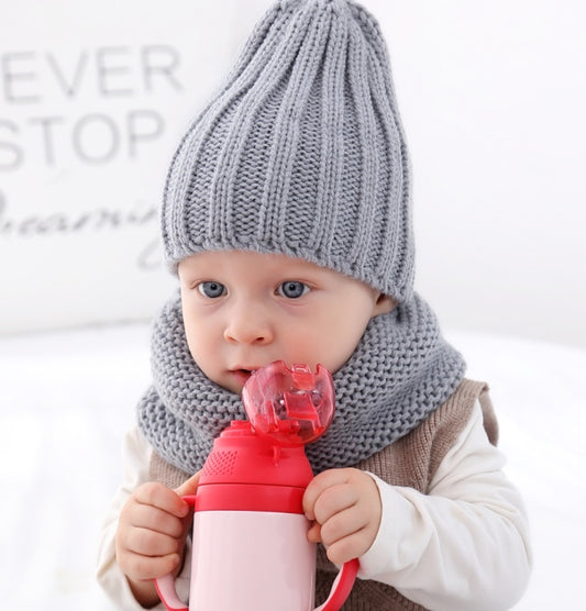 New Warm Children's Hat And Bib